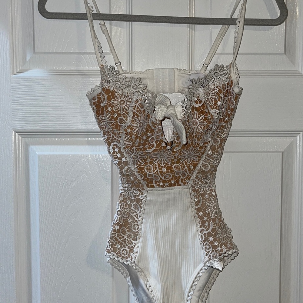 Lace bodysuit
